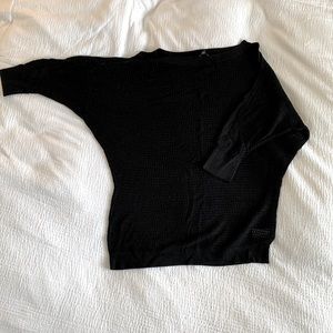 Express Cold shoulder top